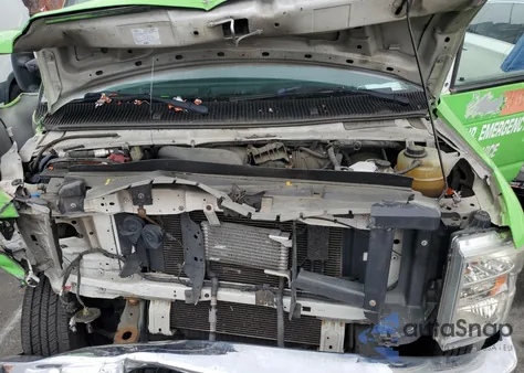 2013 Ford Econoline E350 Super Duty Van from USA, damaged, VIN 1FTSS3EL8DDB25642